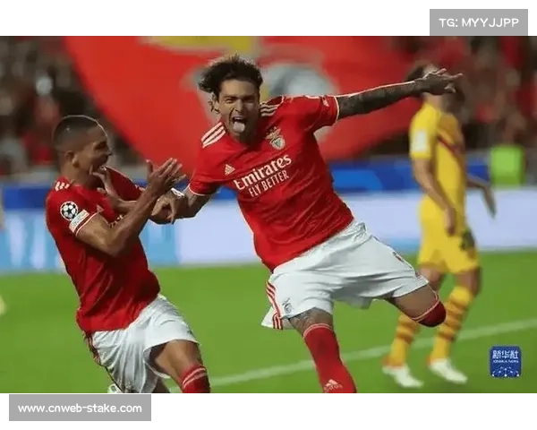 阿森纳3-2险胜凯拉特，保持全胜战绩直通16强